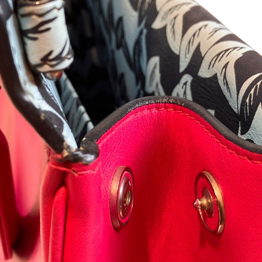Dior Be Handbag Leather — view 8