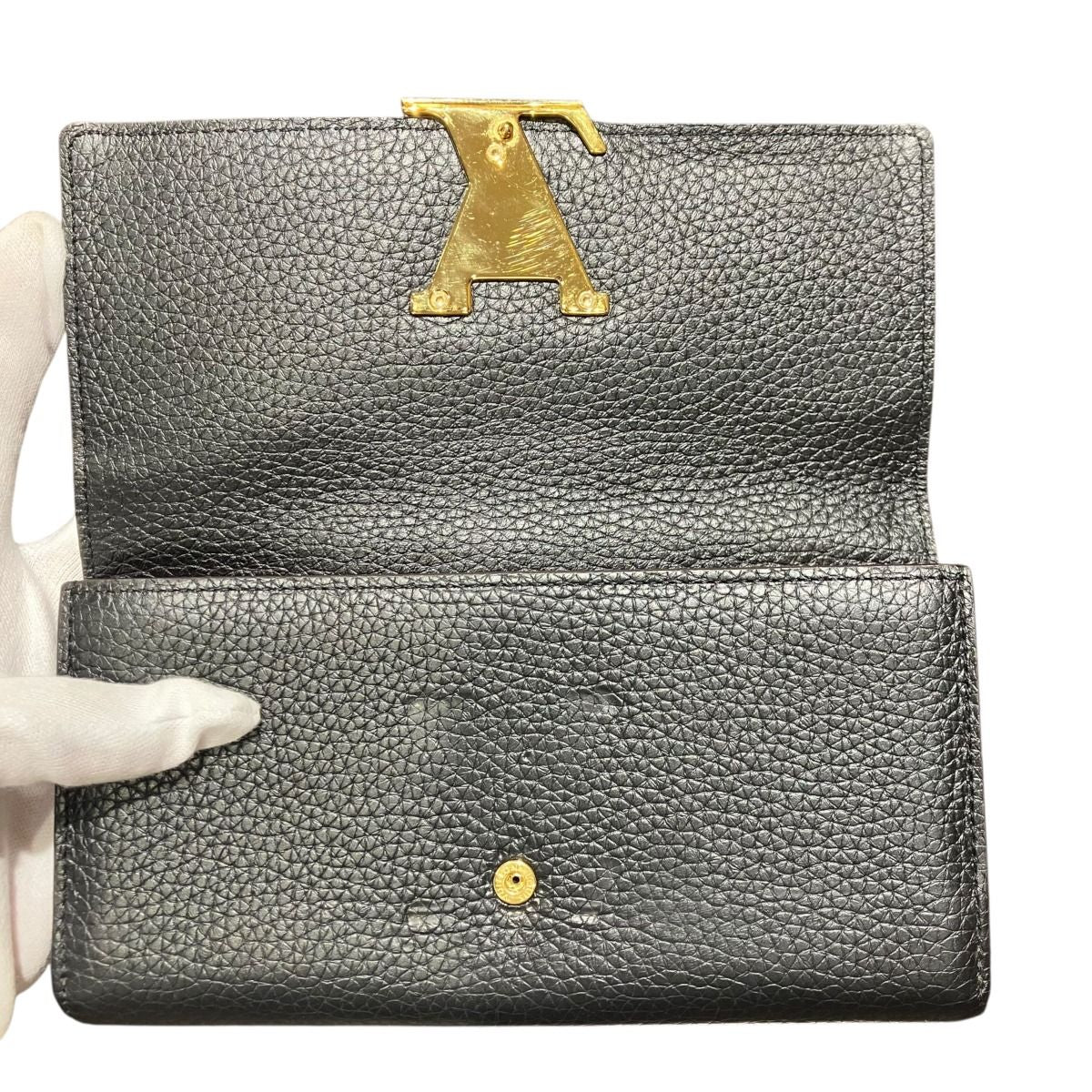 Louis Vuitton Portefeuille Capucines Taurillon Wallet Leather — view 3