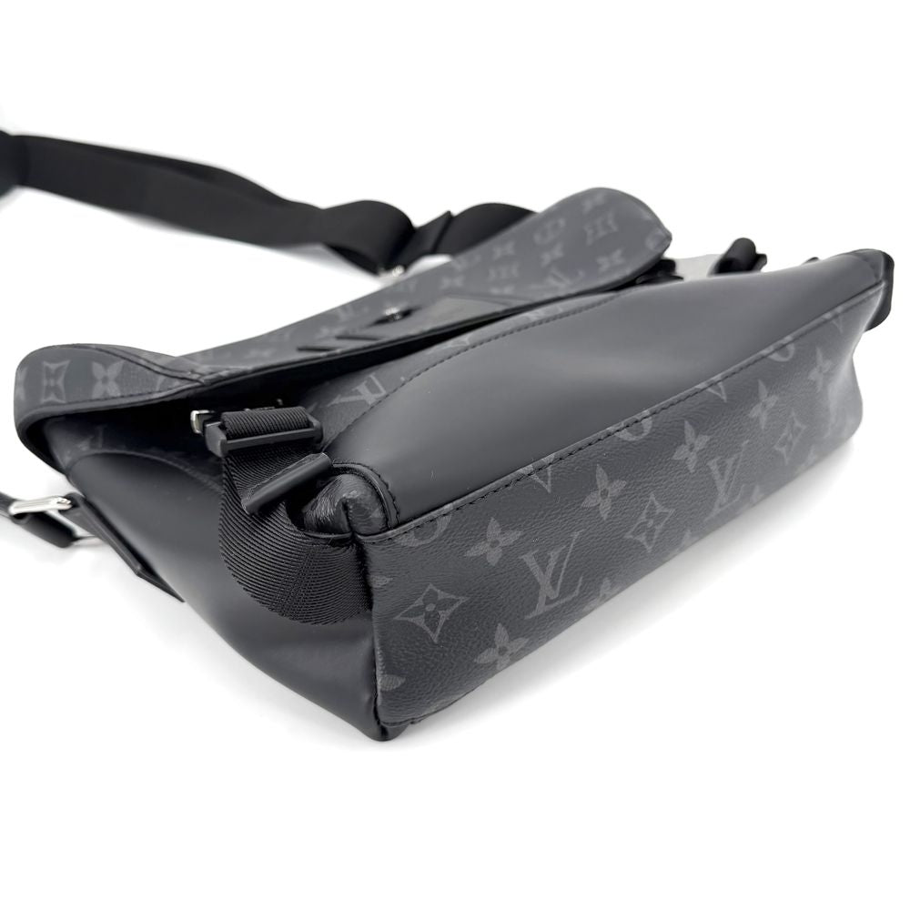 Louis Vuitton Shoulder Bag Monogram Eclipse Messenger Voyage PM Crossbody Black — view 3