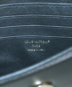 Louis Vuitton Shoulder Bag — view 4