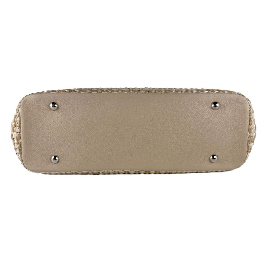 Chanel Shoulder Bag Beige — view 4