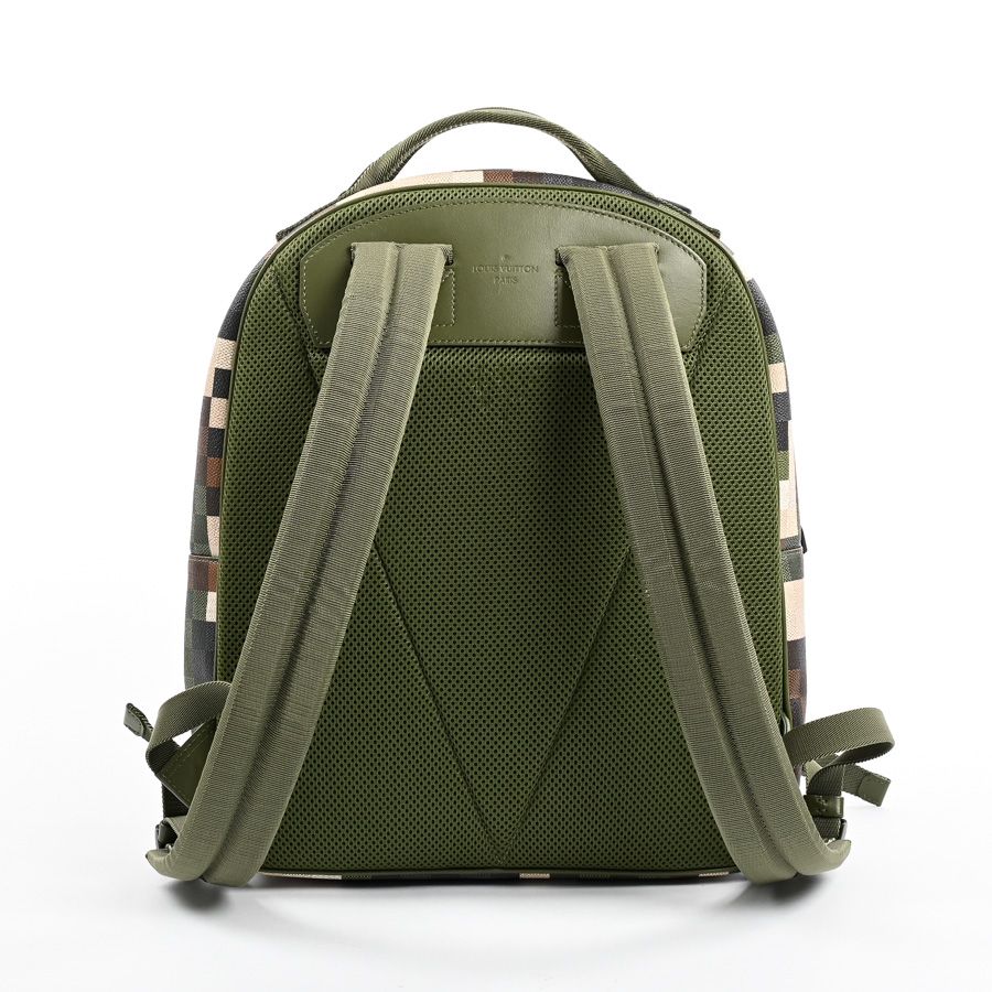 Louis Vuitton Backpack Motion — view 3