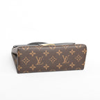 Louis Vuitton Shoulder Bag Locky BB — view 5