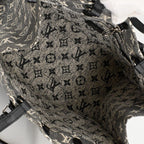 Louis Vuitton Tote on the Go — view 4