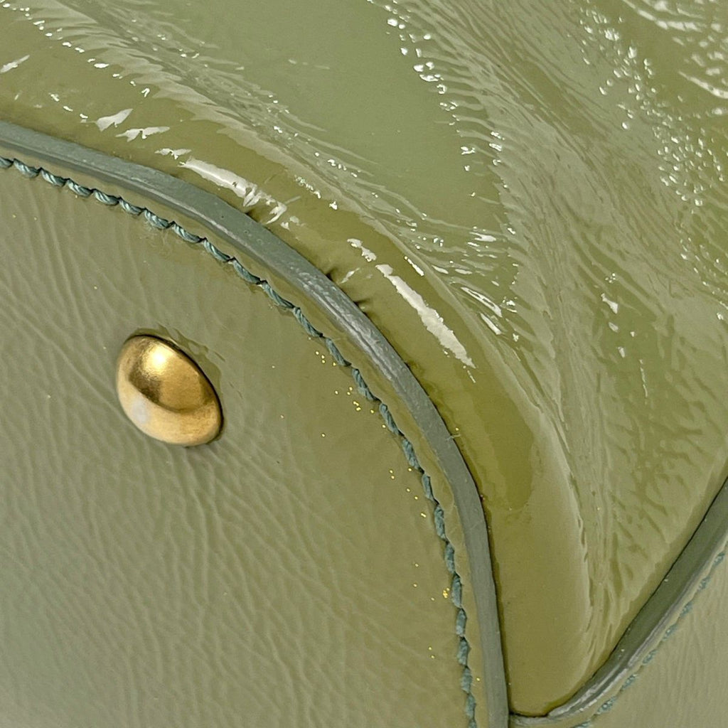 Saint Laurent Handbag Muse Patent Leather Green — view 3