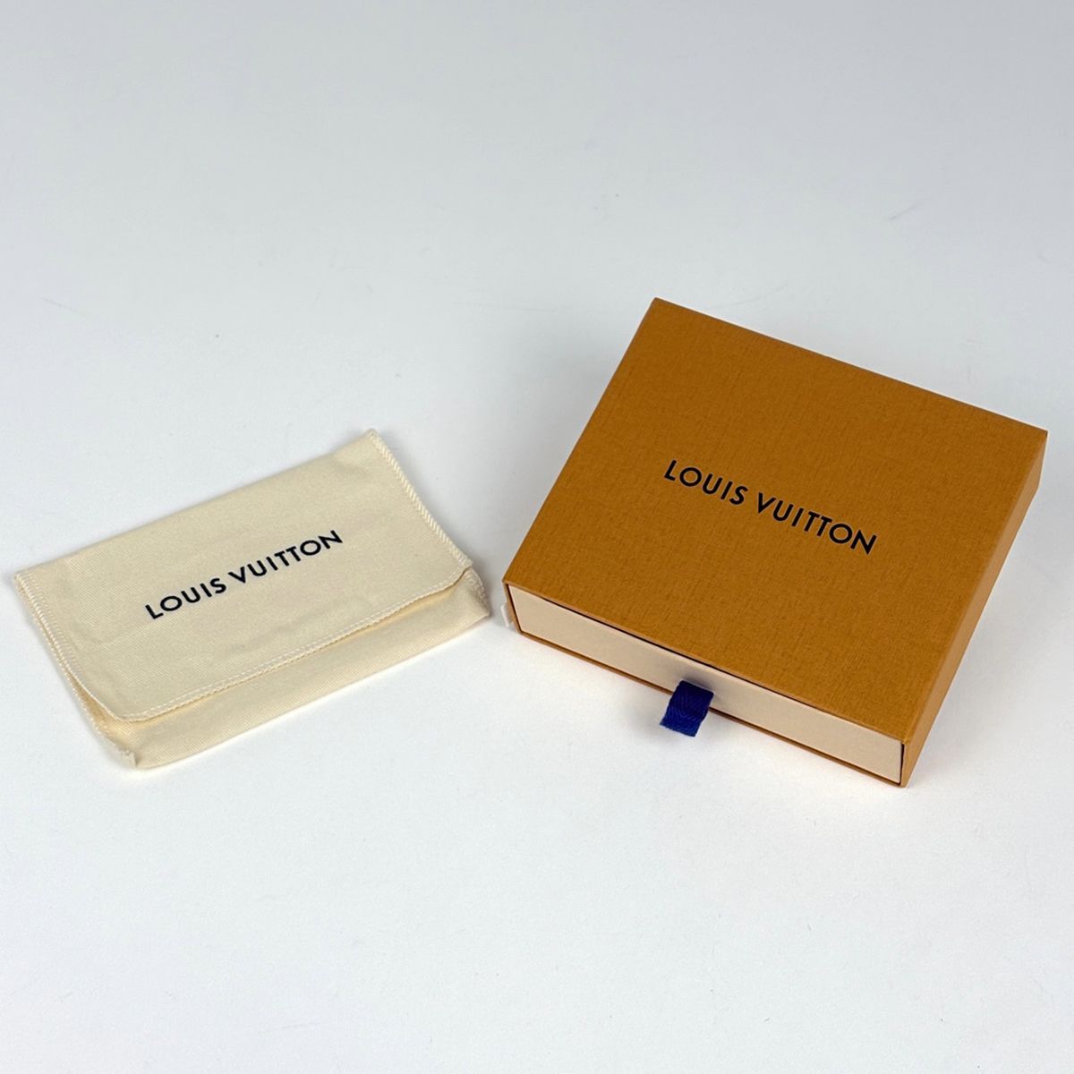 Louis Vuitton Card Case Romy Coin Purse Monogram Alma Nyack — view 5