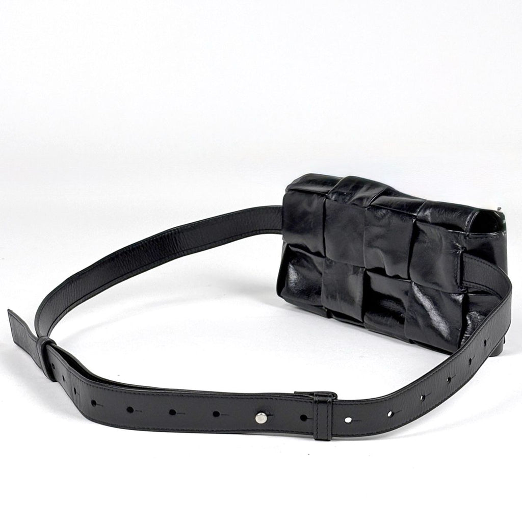 Bottega Veneta Belt Bag Cassette Maxi Intrecciato Leather Black — view 2