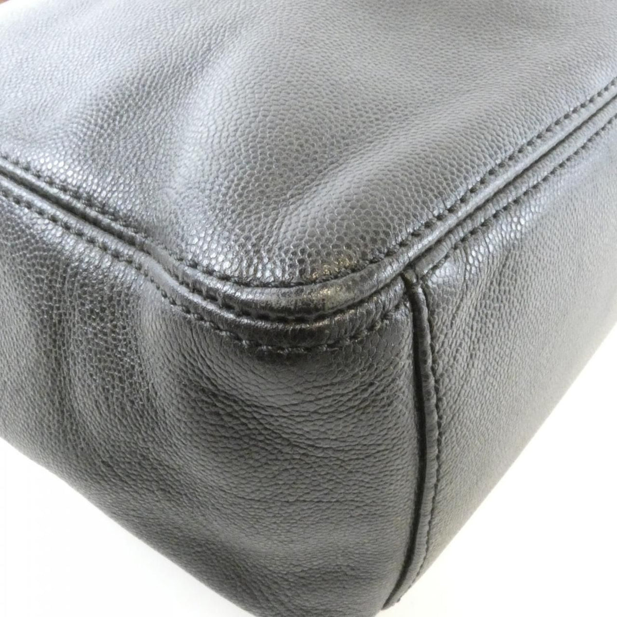 Chanel Bag Handbag Black — view 3