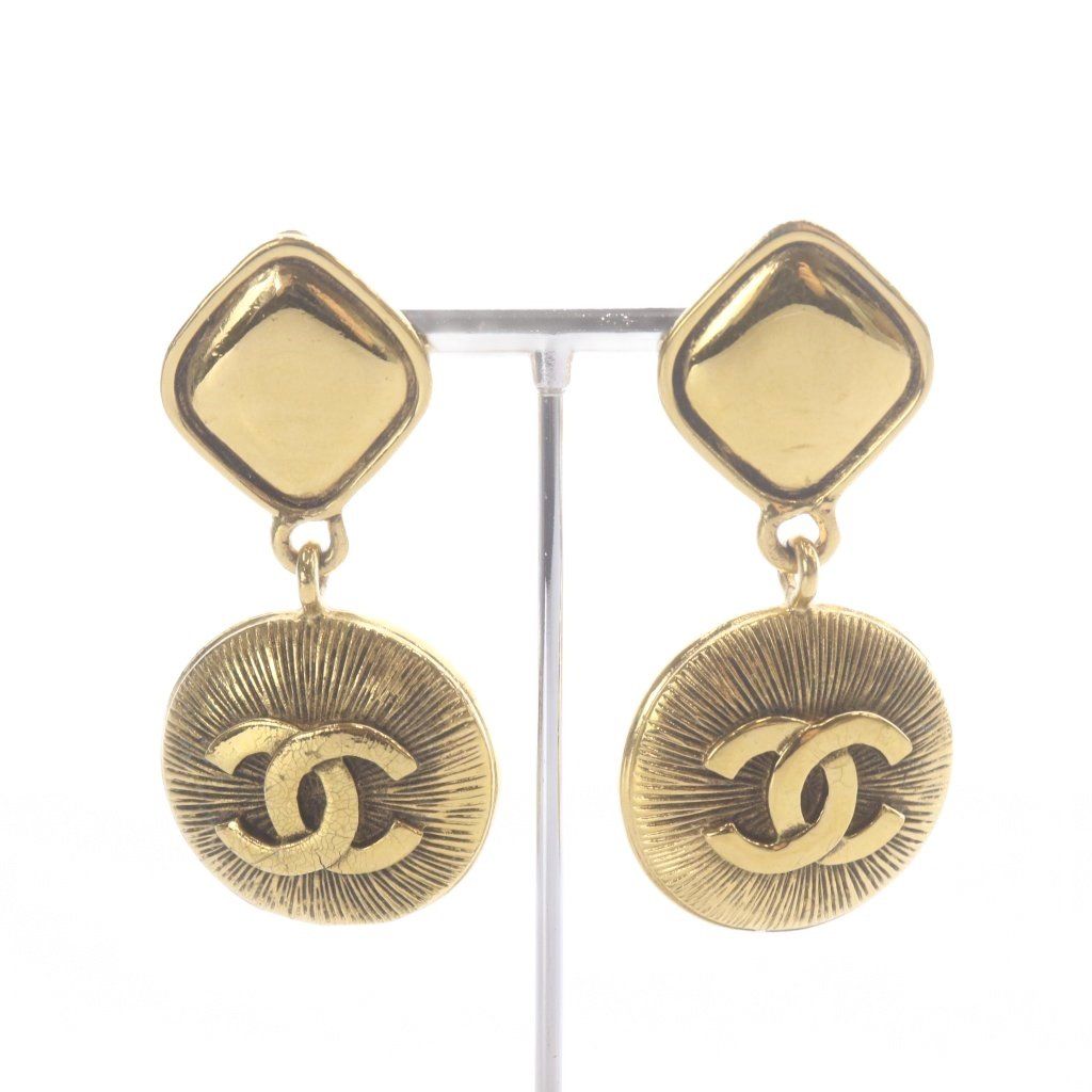 Chanel CC Logo Swing Earrings Gold — view 2