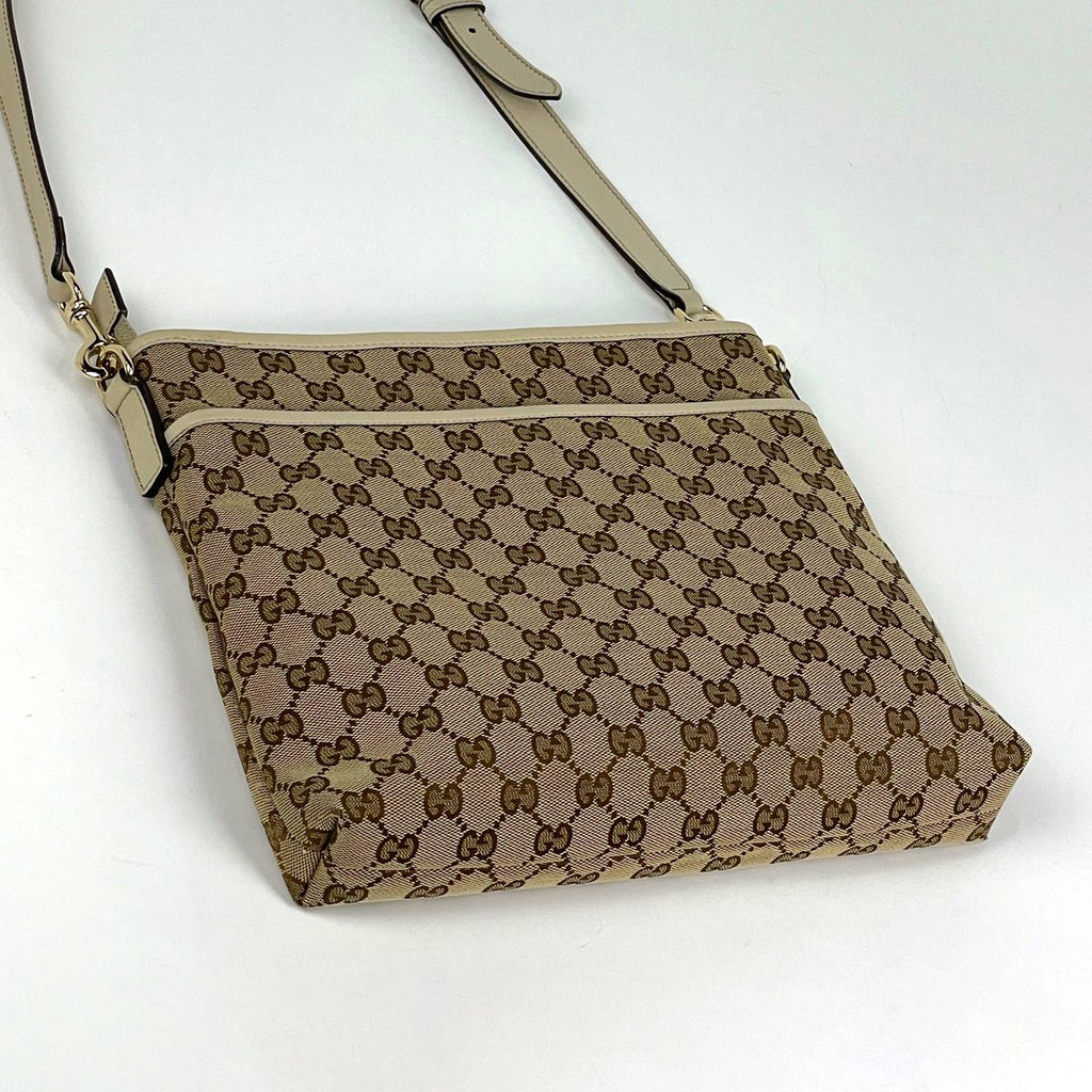 Gucci Shoulder Bag GG Pattern Canvas Beige — view 2
