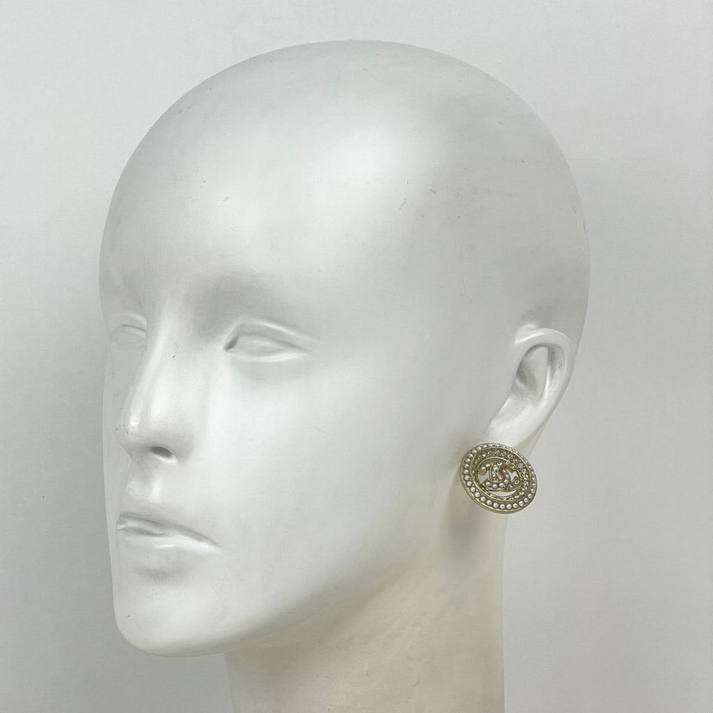 Chanel Earrings CC Logo Faux Pearl Rhinestone Gold — view 7
