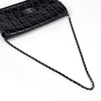 Chanel Shoulder Bag CC Logo Choco Bar Leather Black — view 8