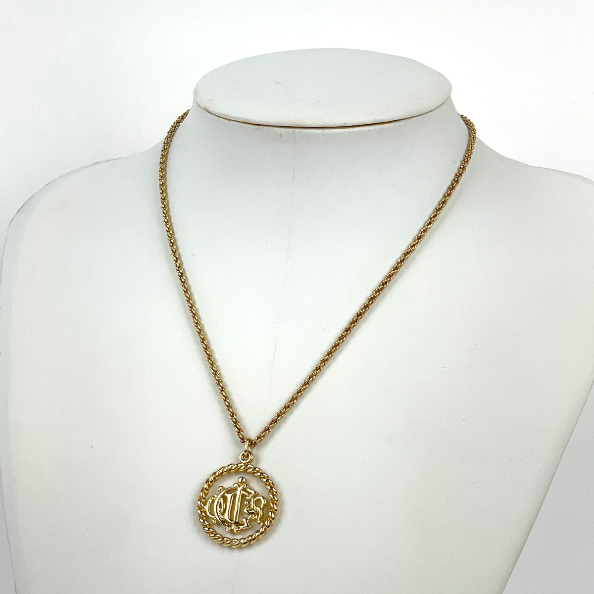 Dior Necklace Logo Round Circle Gold Plated — view 4