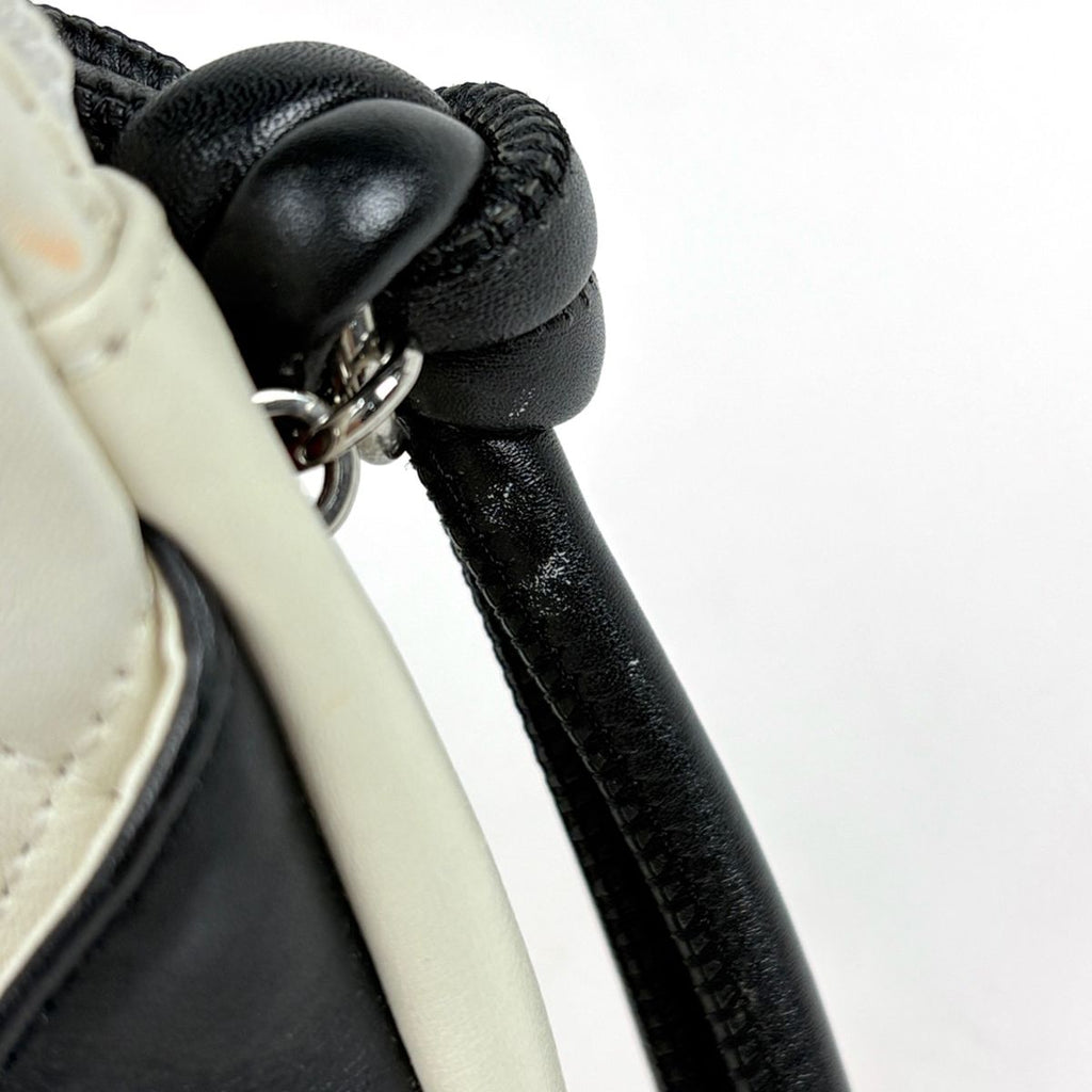 Chanel Shoulder Bag Cambon Line CC Logo Leather White — view 8