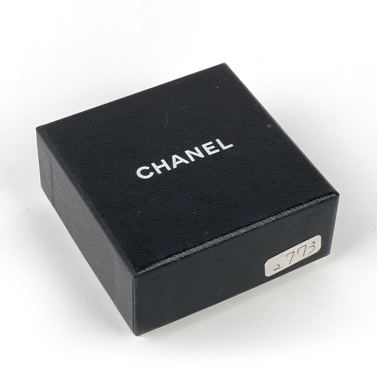 Chanel Earrings CC Logo Quilted Round Gold Plated — view 6