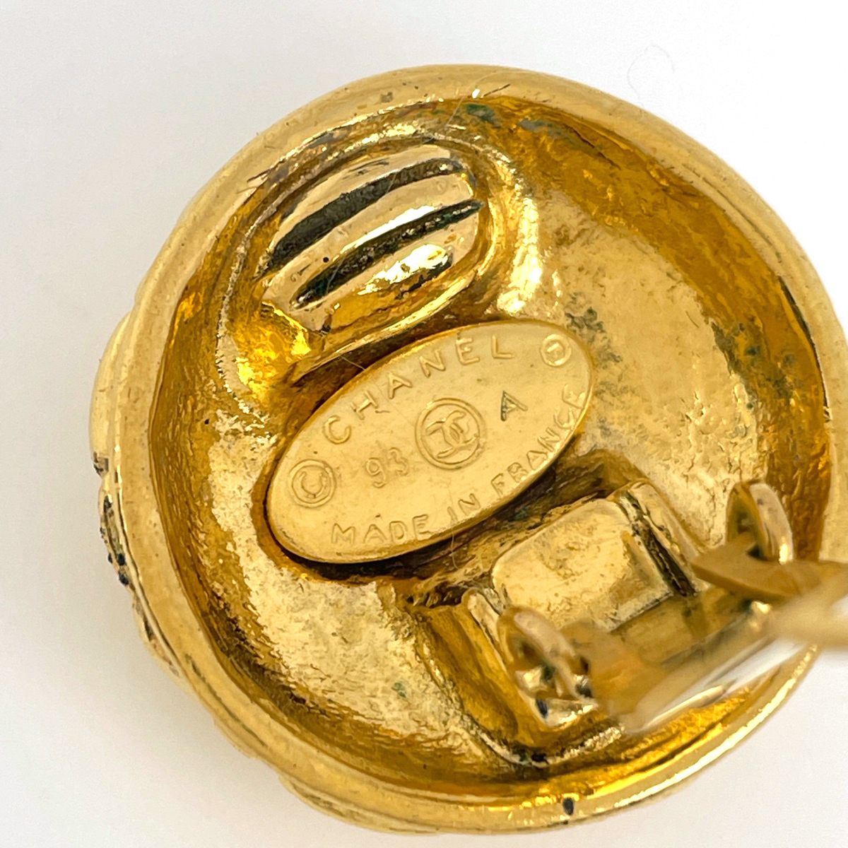 Chanel Earrings CC Logo Quilted Round Gold Plated — view 5
