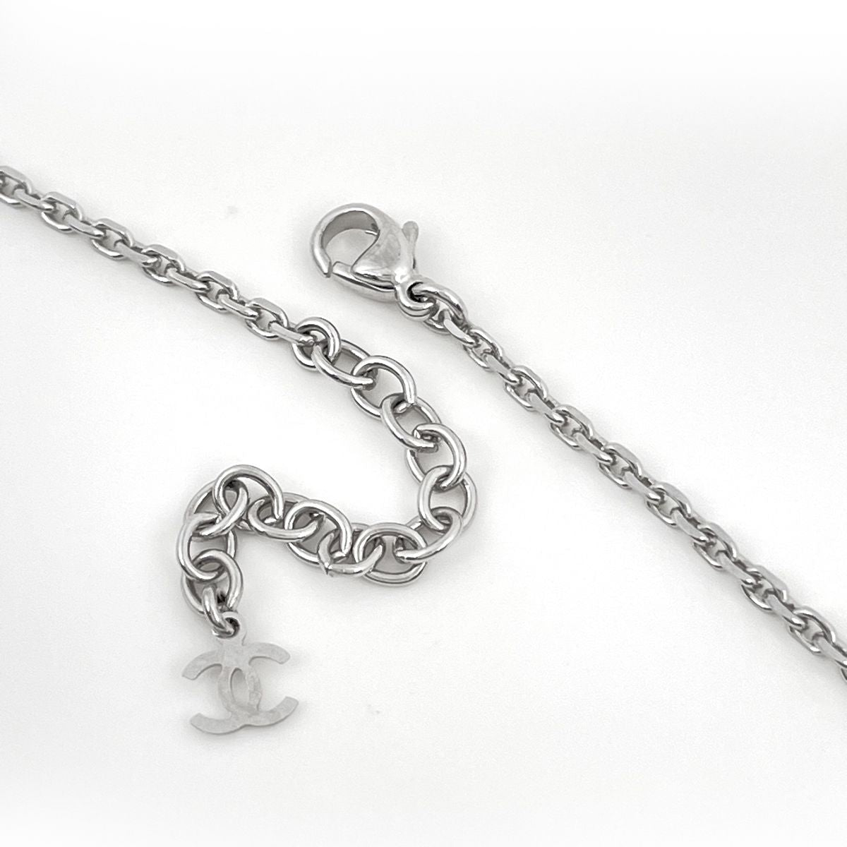 Chanel Necklace CC Logo Square Silver Plated Plastic Black — view 3