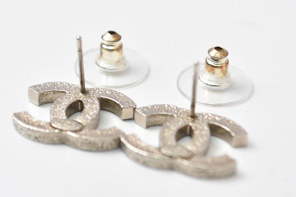 Chanel Earrings CC Logo Silver Black Metallic 12C — view 3