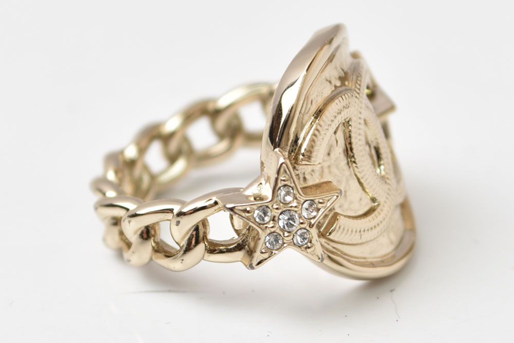 Chanel Ring CC Logo Star Rhinestone Gold Plated — view 7