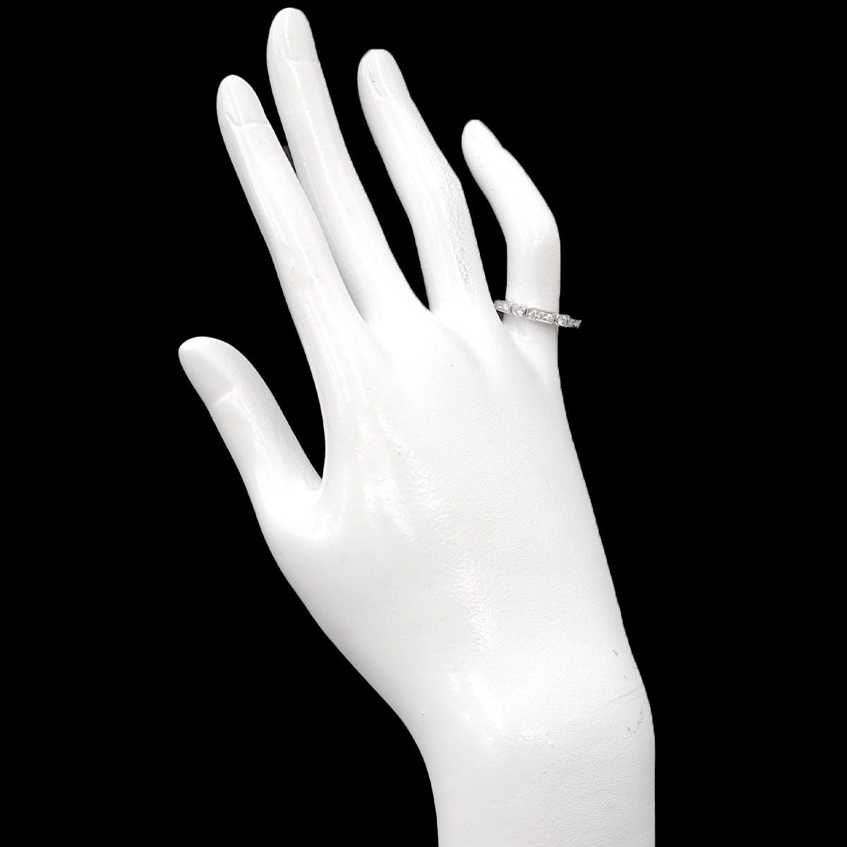 Chanel 46 Ring Diamond 18K White Gold — view 8
