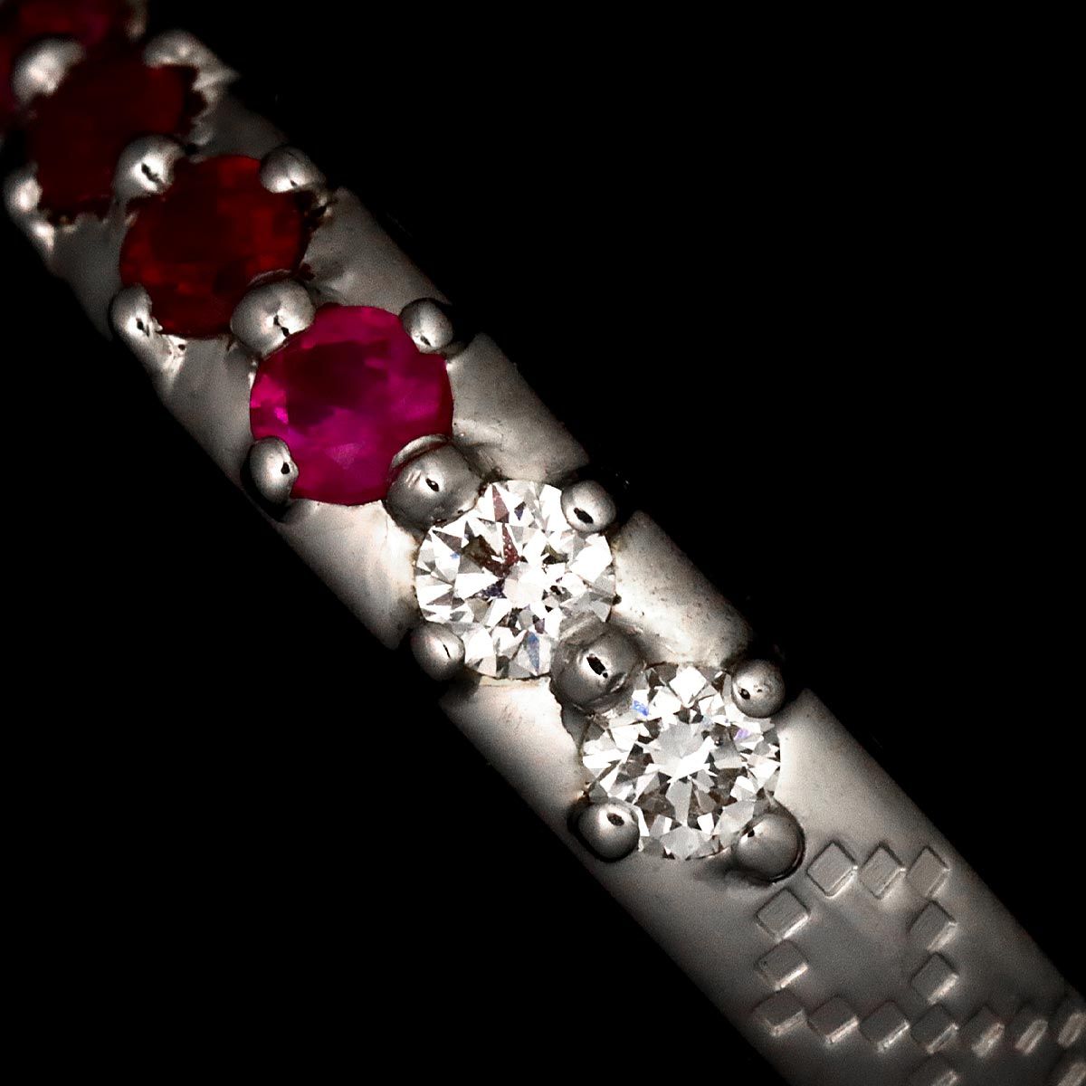 Gucci Ruby Sapphire Diamond Ring 18k White Gold — view 7