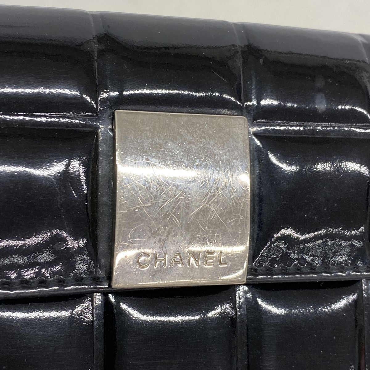 Chanel Coin Purse Choco Bar Patent Leather Black Silver — view 7