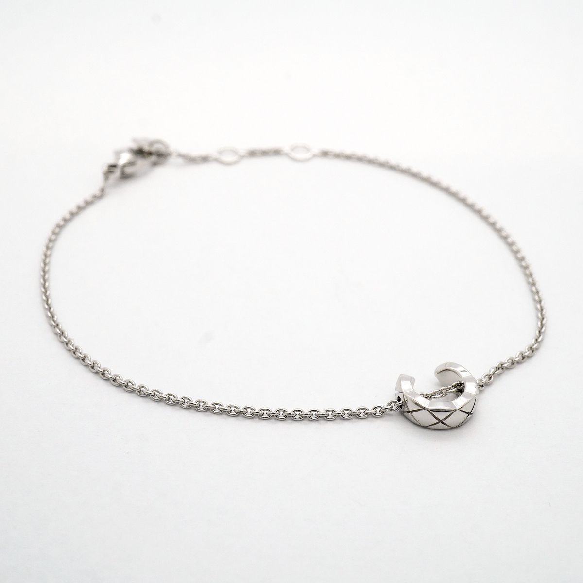 Chanel Bracelet Coco Crush 18K White Gold — view 2