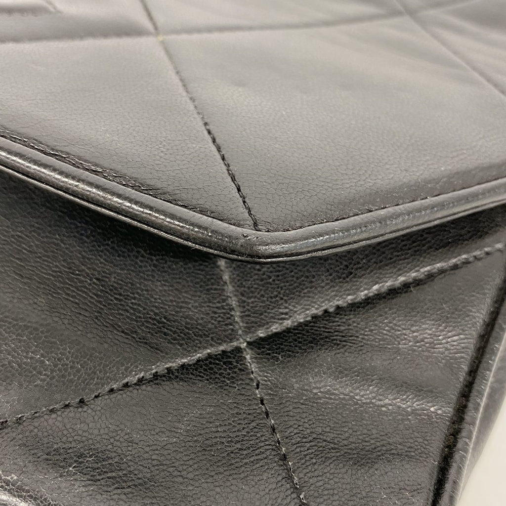 Chanel Shoulder Bag Quilted Lambskin Black Gold — view 8