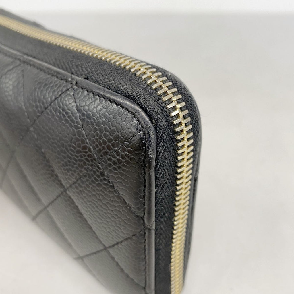 Chanel Wallet Quilted Caviar Leather Black Gold — view 6