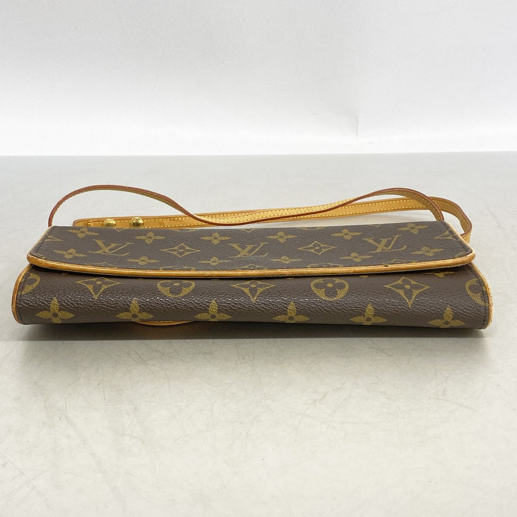 Louis Vuitton Shoulder Bag Monogram Pochette Twin GM Brown — view 3