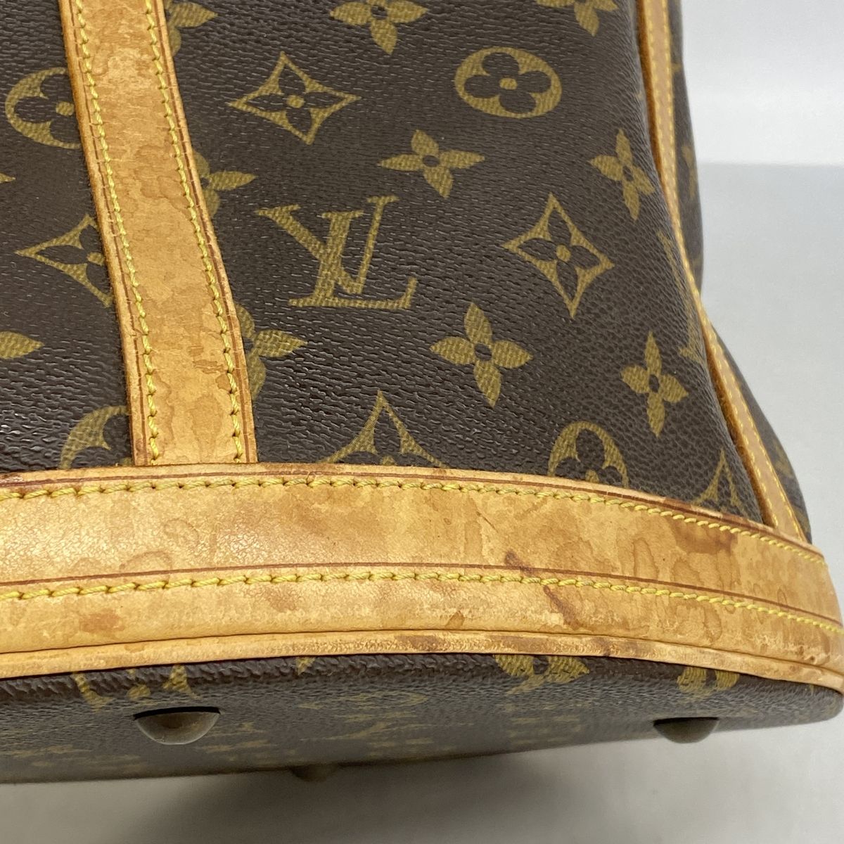 Louis Vuitton Tote Monogram Bucket GM Brown — view 6