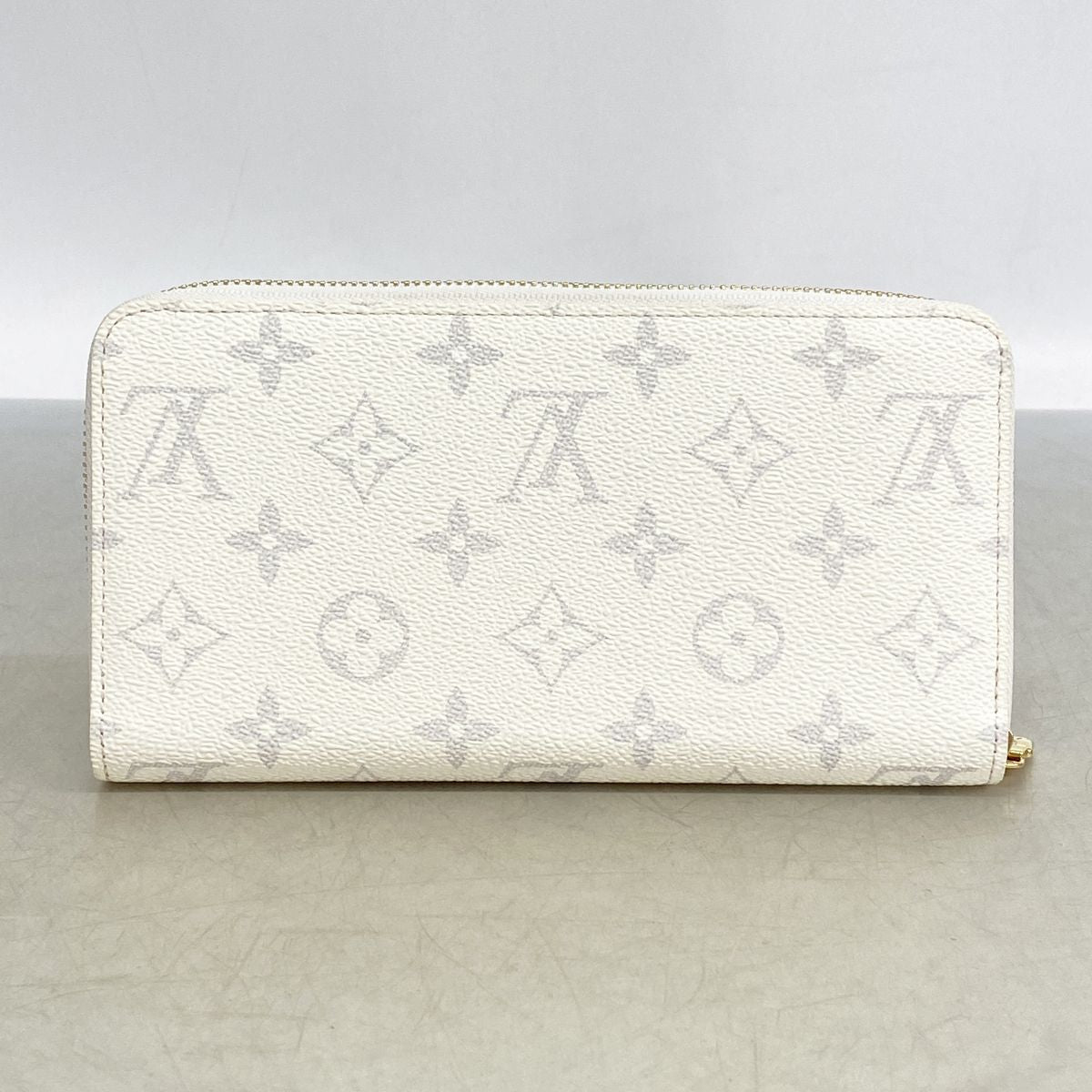 Louis Vuitton Wallet Monogram Cherry Zippy Takashi Murakami Blanc — view 6