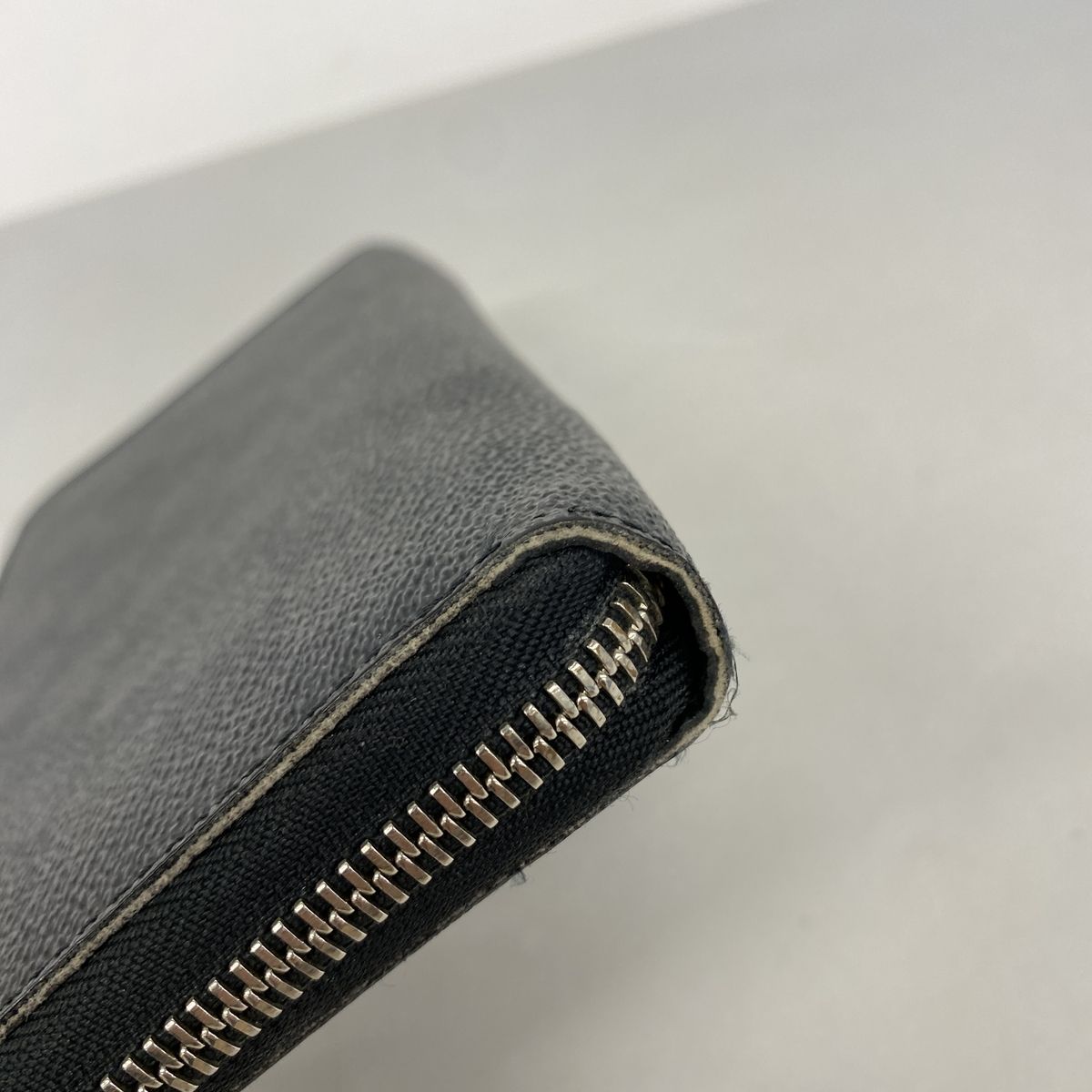 Louis Vuitton Wallet Damier Graphite Zippy Organizer Black Gray — view 6