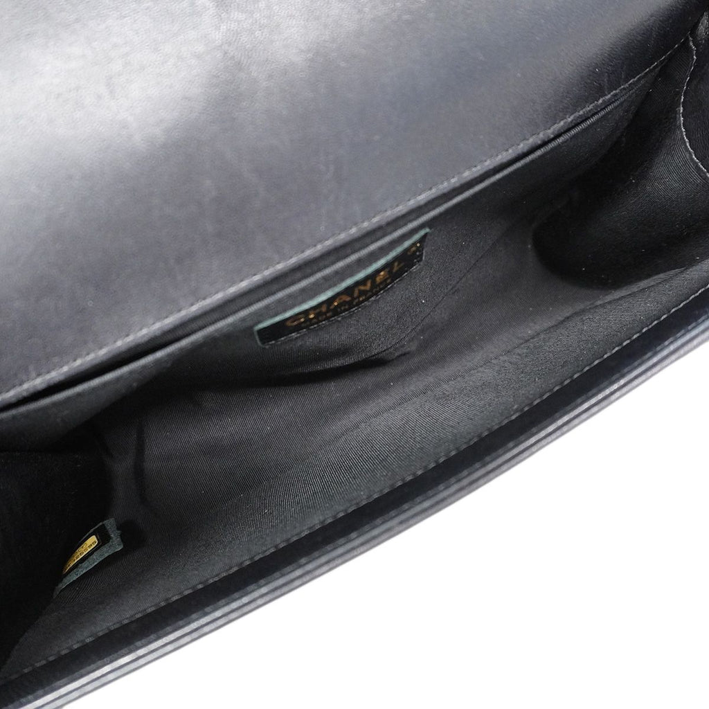 Chanel Shoulder Bag Boy Lambskin Black Gold — view 4
