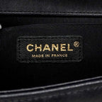 Chanel Shoulder Bag Boy Lambskin Black Gold — view 5
