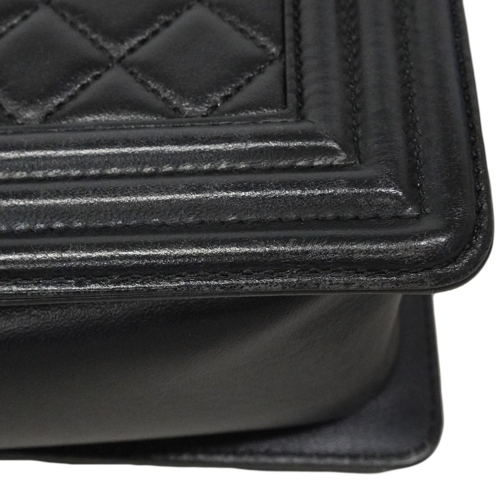 Chanel Shoulder Bag Boy Lambskin Black Gold — view 8