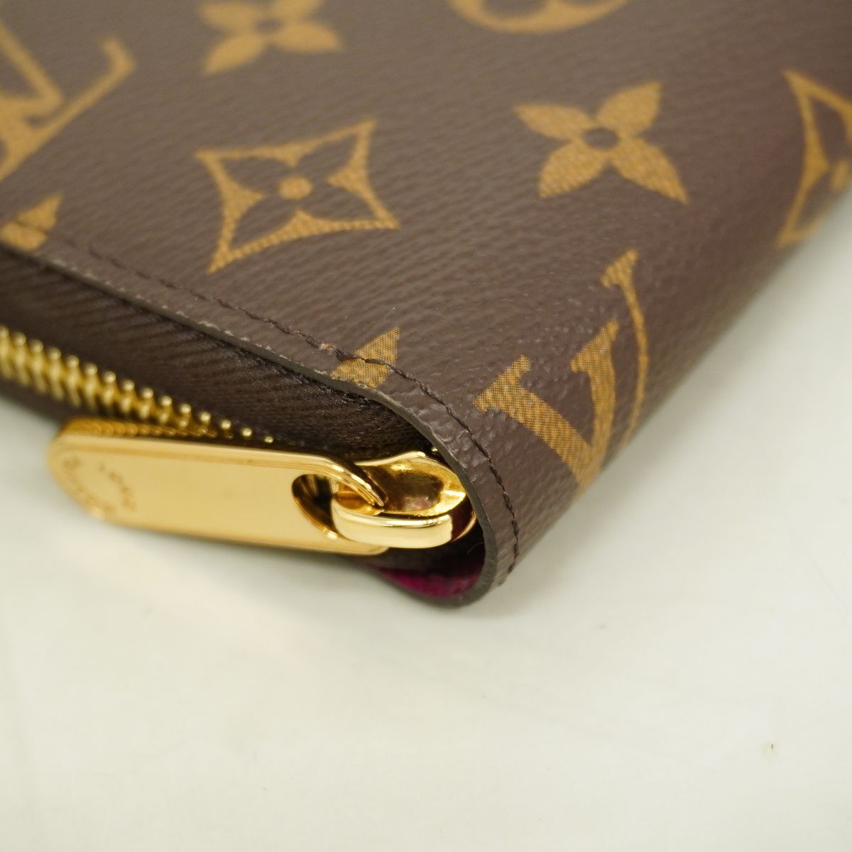Louis Vuitton Wallet Monogram Zippy Fuchsia — view 6