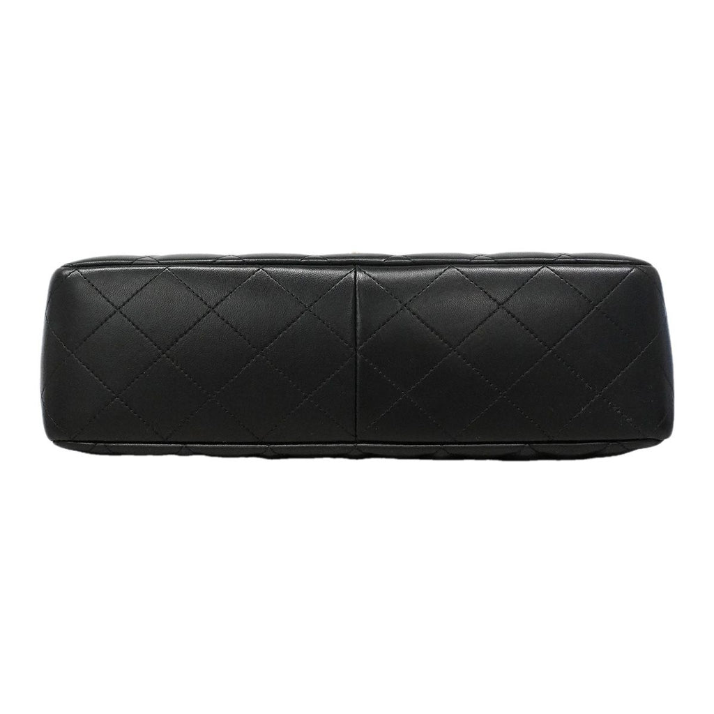 Chanel Shoulder Bag Maxi Quilted Lambskin Black Gold — view 3