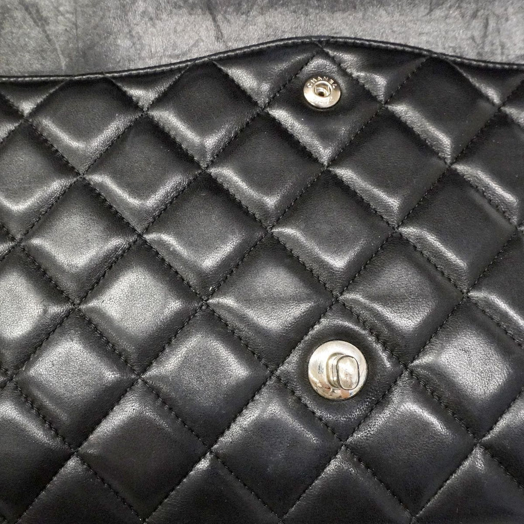 Chanel Shoulder Bag Maxi Quilted Lambskin Black Silver — view 8