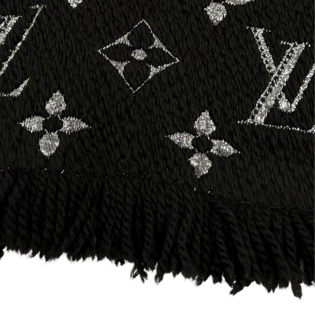 Louis Vuitton Logomania Scarf Shine Wool Silk Black — view 5