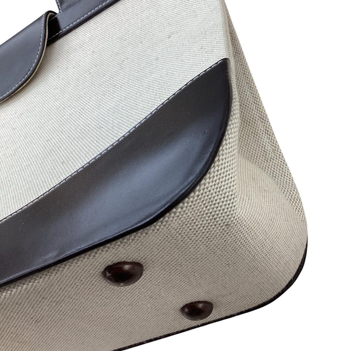 Saint Laurent Tote Ivory — view 3