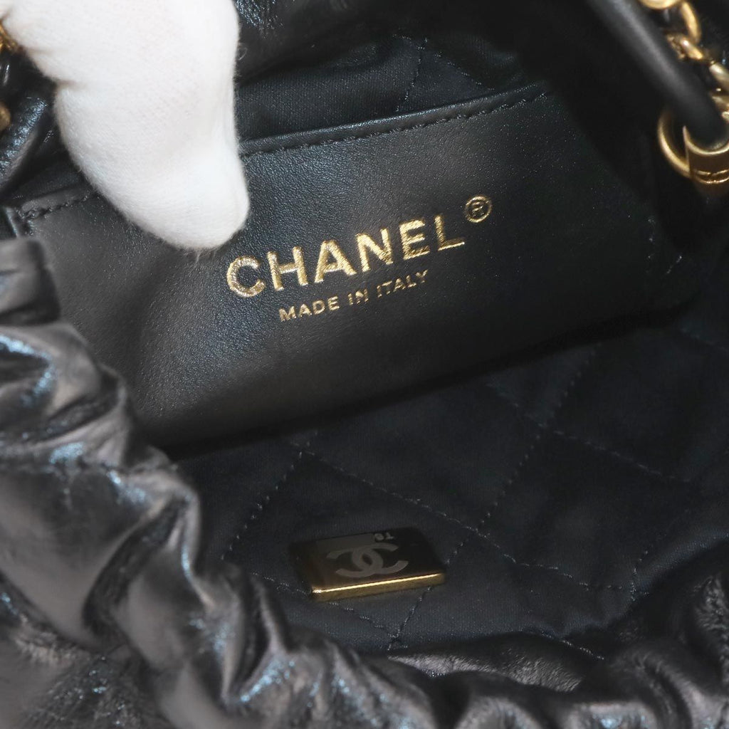 Chanel 22 Mini 2-Way Chain Shoulder Bag Calfskin Black — view 7