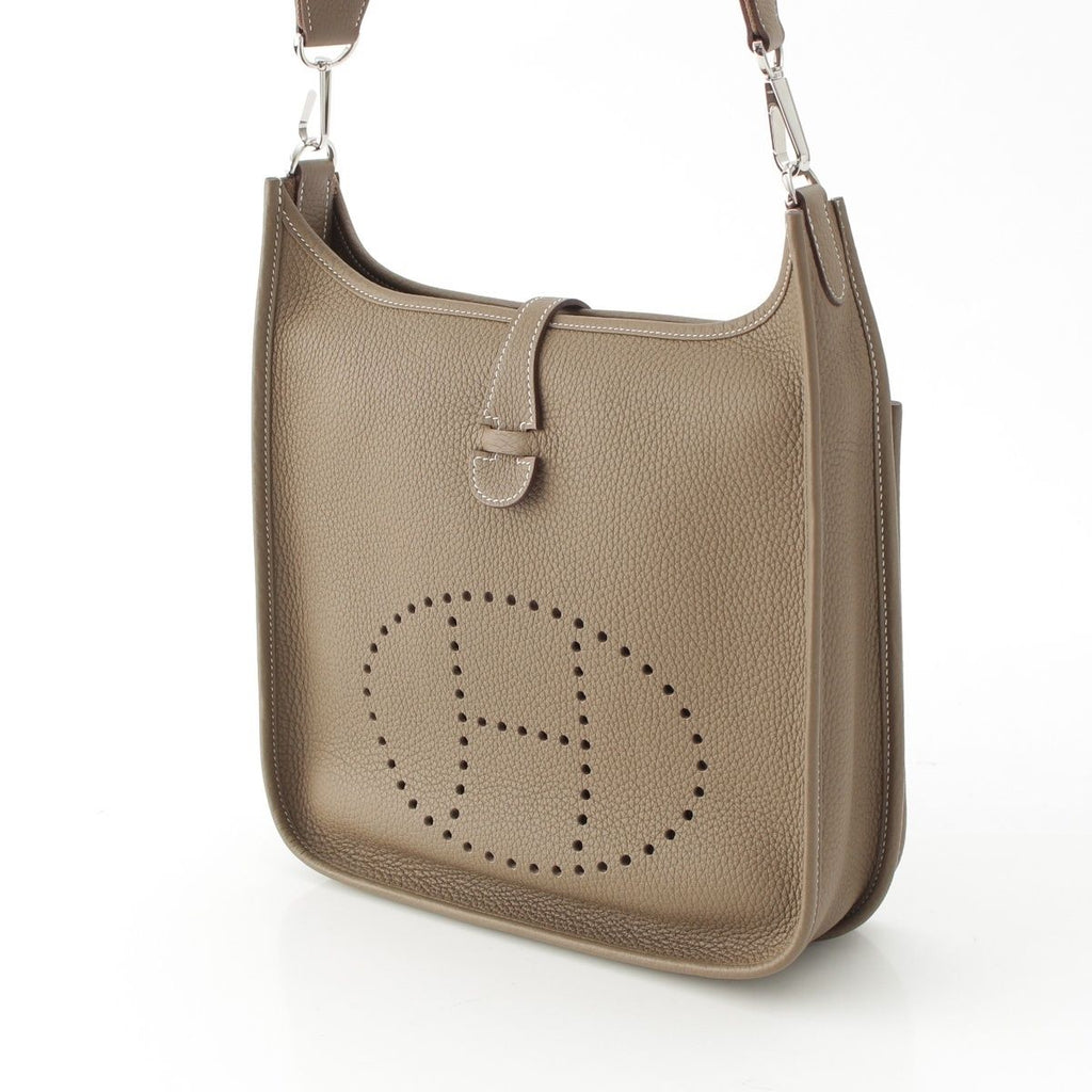 Hermes Evelyne 3 29 PM III PM Taurillon Clemence Shoulder Bag Etoupe — view 2