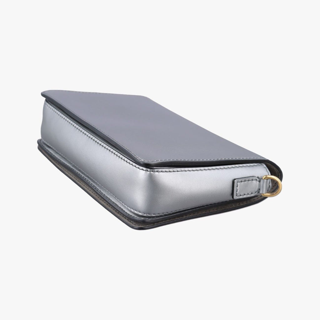 Dior Evolution Flap Bag Silver Leather — view 6