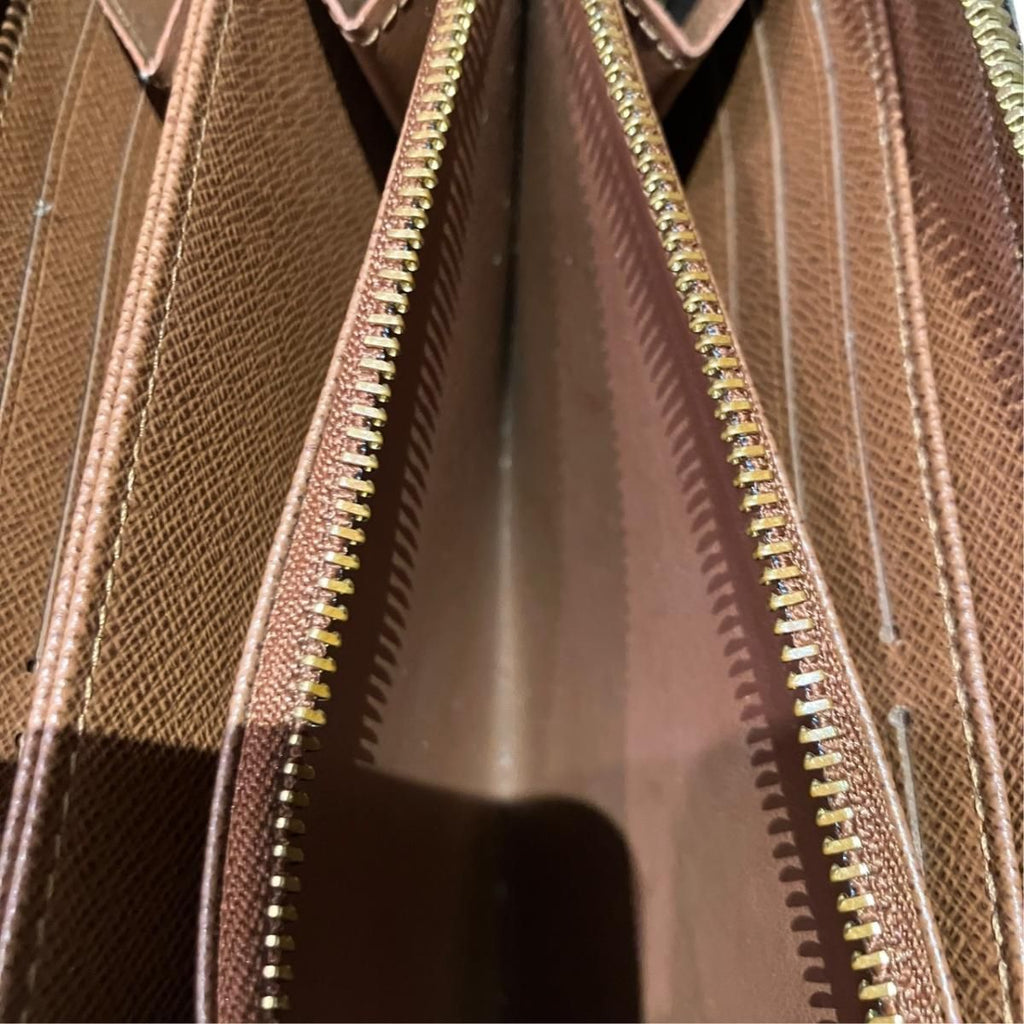 Louis Vuitton Zippy Wallet Monogram Long Canvas — view 6