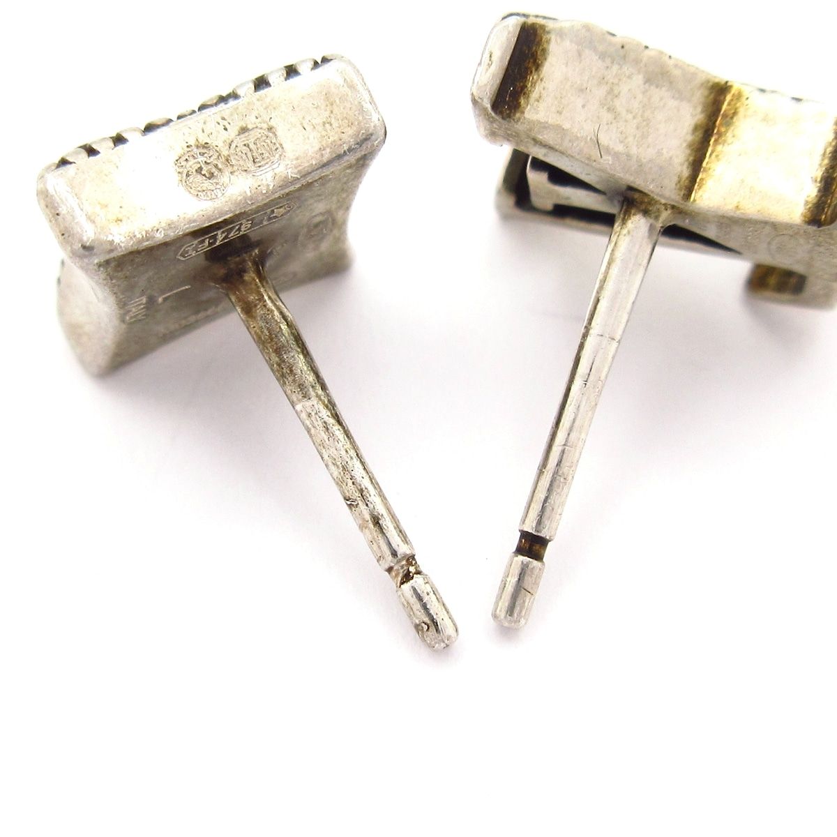 Louis Vuitton Earrings LV Whisper Silver — view 4