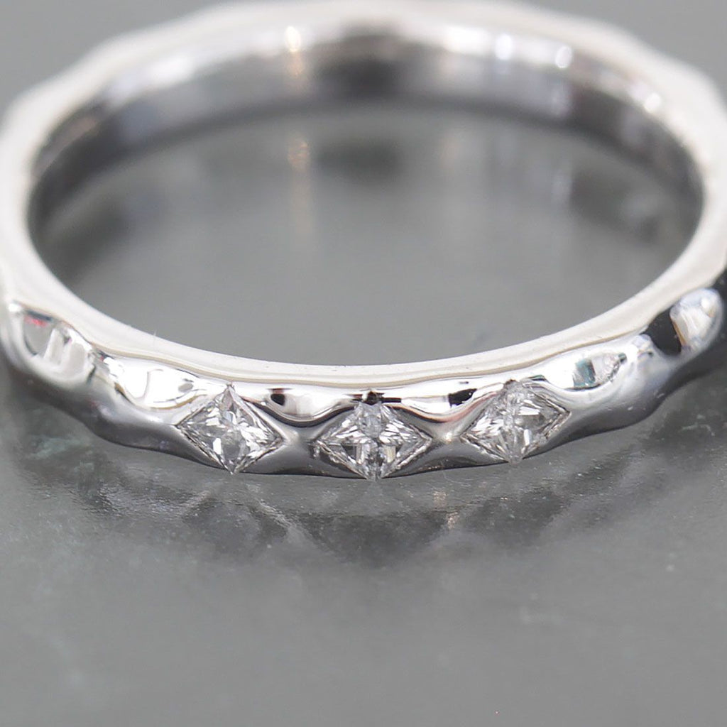Louis Vuitton Diamond Ring Alliance Monogram 18k White Gold — view 2