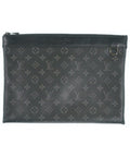 Louis Vuitton Clutch Black