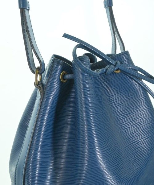 Louis Vuitton Shoulder Bag — view 7