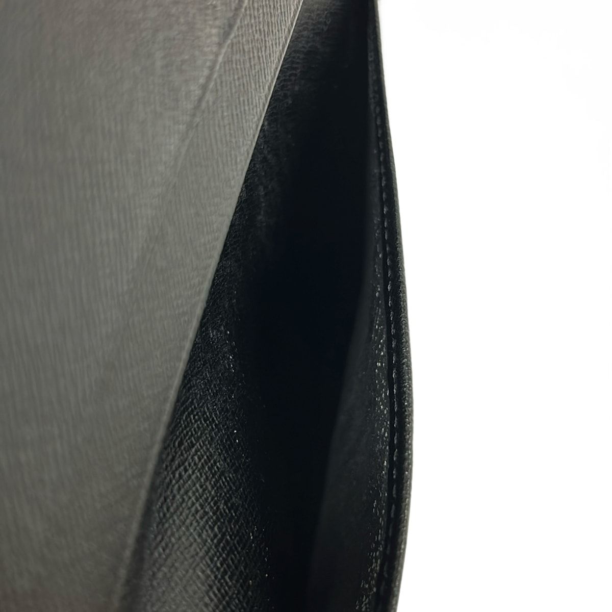 Louis Vuitton Porte Cartes Credit Yen Billfold Wallet Epi Noir Black M63212 — view 6